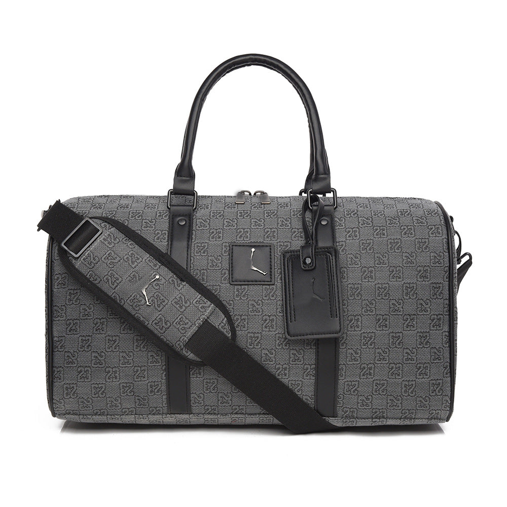 Compact and large-capacity travel bag