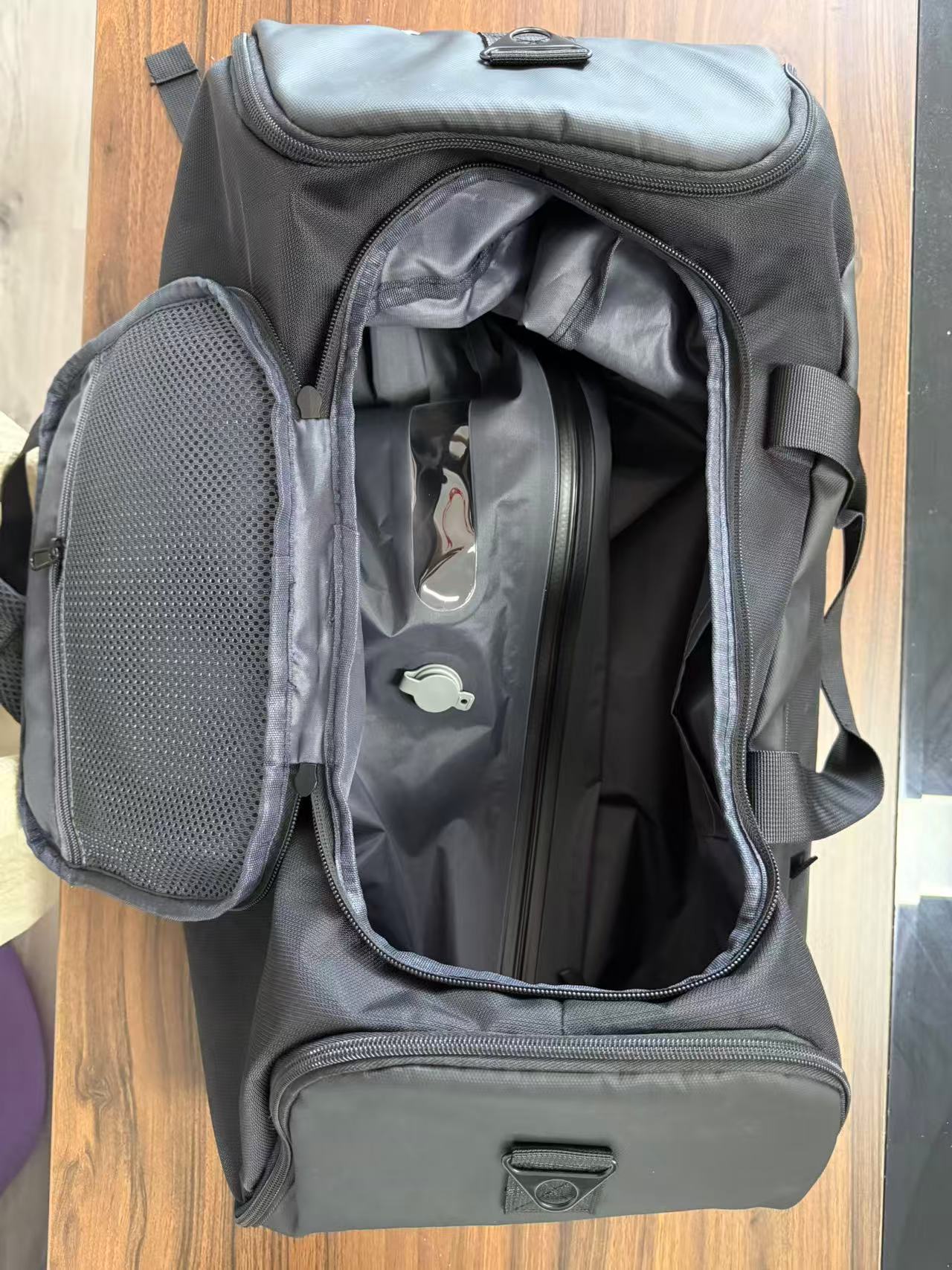 Vacuum Compression Travel Backpack with Dry-Wet Separation
